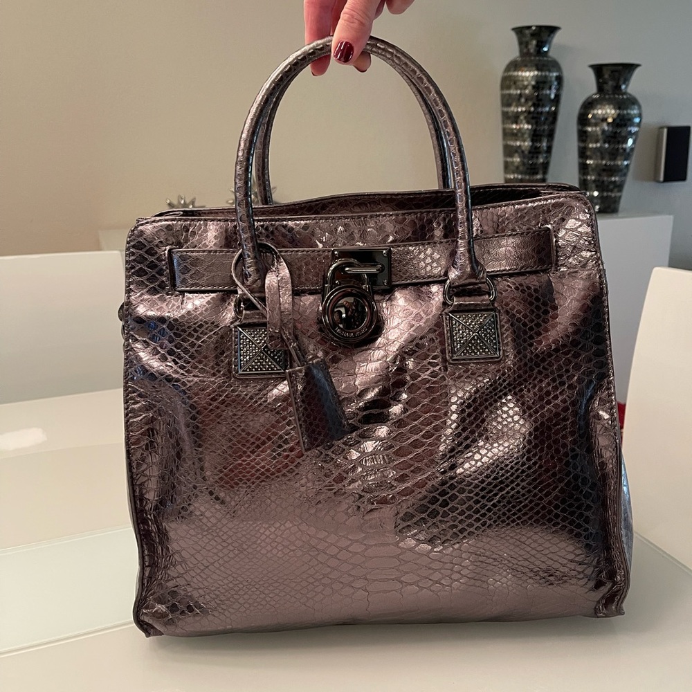 Brand NEW Micheal Kors Hamilton Jewel tote color gunmetal